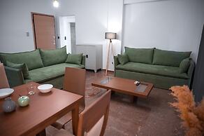 Grec Maison Piraeus by GrecCollection