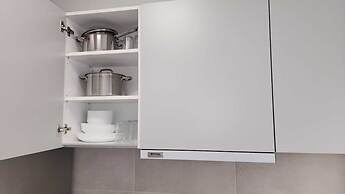 Grec Maison Piraeus by GrecCollection