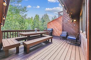 Pet-friendly 3 Bedroom Townhome in Frisco - Short Drive to Breck!