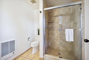 Pet-friendly 3 Bedroom Townhome in Frisco - Short Drive to Breck!