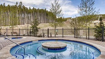 Luxury Ski-in/ski-out 1 Bedroom Condo at Crystal Peak Lodge at Peak 7