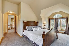 Luxury 5 Bedroom Pet-friendly Home in Breckenridge - 2 Miles to Main S