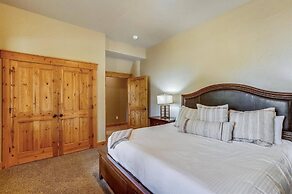 Luxury 5 Bedroom Pet-friendly Home in Breckenridge - 2 Miles to Main S