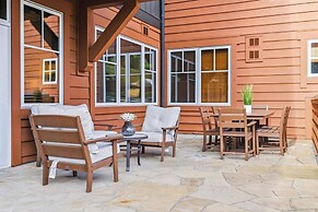 Ski-in/ski-out One Ski Hill Place 2 Bedroom Luxury Condo