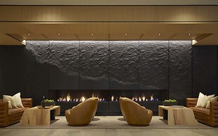 Contemporary 3 Bedroom Luxury Ski In, Ski Out Residence in Snowmass Ba