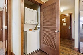 Ski-in/ski-out One Ski Hill Place 1 Bedroom Luxury Condo