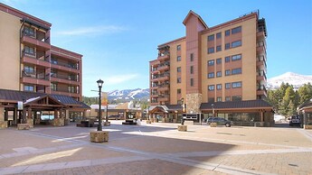 Ski-in/ski-out 2 Bedroom Condo at The Village at Breckenridge