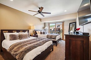 Ski-in/ski-out 2 Bedroom Condo at The Village at Breckenridge