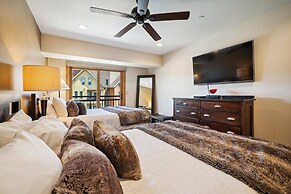 Ski-in/ski-out 2 Bedroom Condo at The Village at Breckenridge