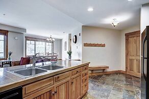 Ski-in Mountain Thunder Lodge 2 Bedroom Condo