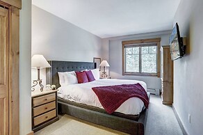 Ski-in Mountain Thunder Lodge 2 Bedroom Condo