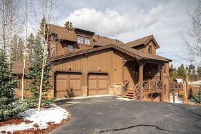 Spacious, Pet-friendly 4 Bedroom Vacation Rental in Breckenridge