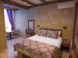 Capavista Cave House