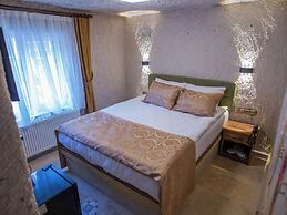 Capavista Cave House