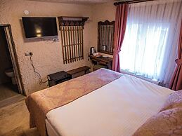 Capavista Cave House