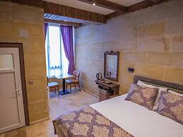 Capavista Cave House