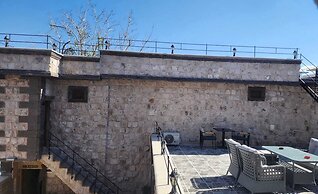Capavista Cave House