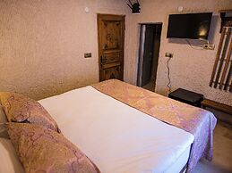 Capavista Cave House