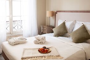 1BR Near Eiffel & Les Invalides