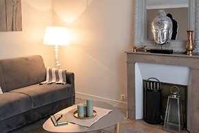 1BR Near Eiffel & Les Invalides