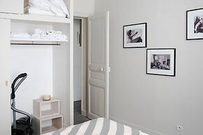 1BR Near Eiffel & Les Invalides