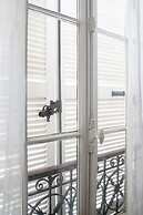 1BR Near Eiffel & Les Invalides