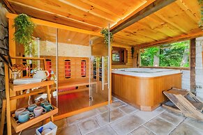 Castle View Haven With Wellness And Pool