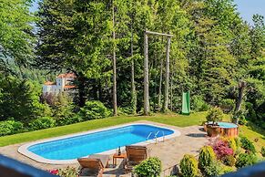 Castle View Haven With Wellness And Pool