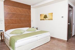 Astros Beach Boutique Hotel
