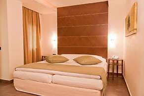 Astros Beach Boutique Hotel