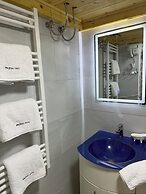 Old Town Guesthouse Guri