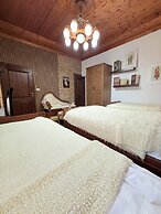 Old Town Guesthouse Guri