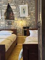 Old Town Guesthouse Guri