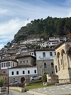 Old Town Guesthouse Guri