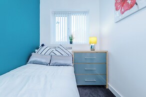 3 Bed-sleeps 5-garden-parking