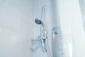 3 Bed-sleeps 5-garden-parking