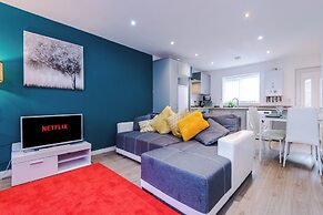 3 Bed-sleeps 5-garden-parking