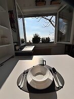Room-independent Room With Stunning View