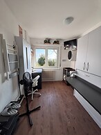 Room-independent Room With Stunning View