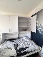 Room-independent Room With Stunning View