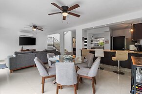 Casa Encanto 3Bdr 3Bath Jacuzzi Parking