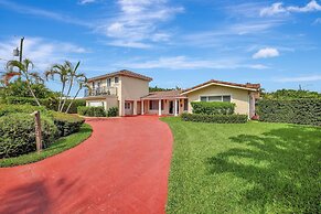 Beach Duplex 3br Manor with Heated Pool