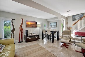 Beach Duplex 3br Manor with Heated Pool