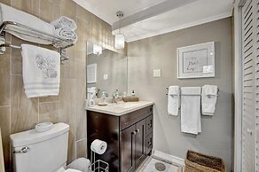 Beach Duplex 3br Manor with Heated Pool