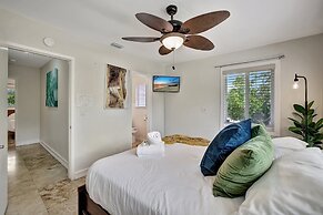 Beach Duplex 3br Manor with Heated Pool