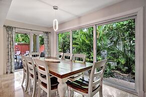 Beach Duplex 3br Manor with Heated Pool