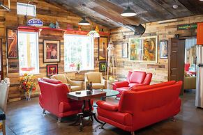 Hermann Grain Bins BNB