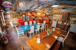 Hermann Grain Bins BNB