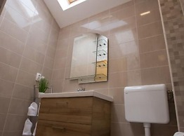 Apartments Stone House Murter