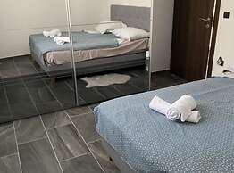 Apartments Stone House Murter